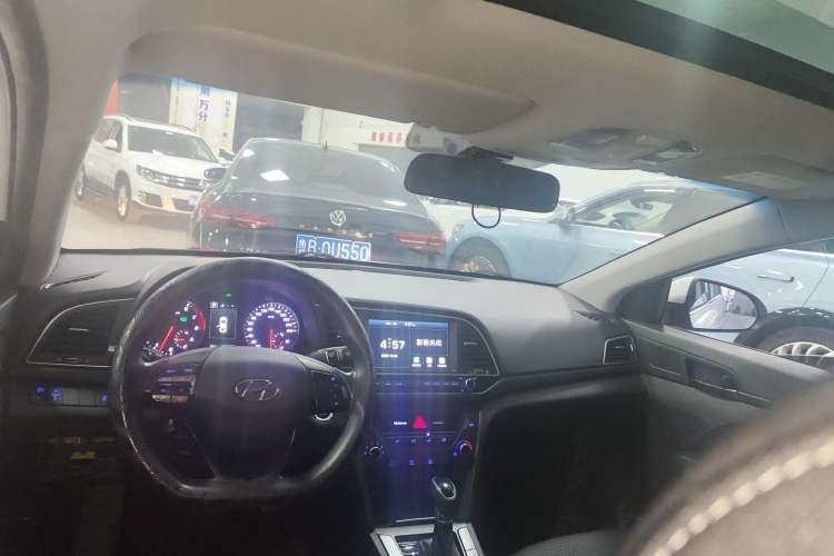 Used Hyundai Elantra 2018 1.4T Dual-Clutch Xuan Dong · Dynamic Edition
