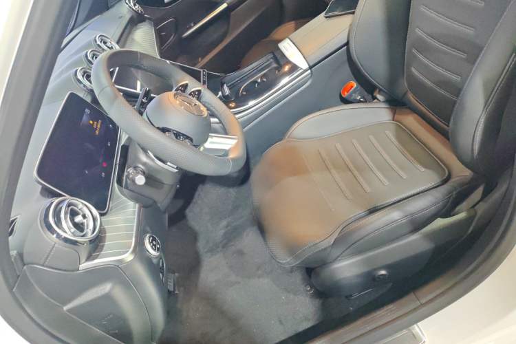 Used Mercedes-Benz C-Class 2023 Restyled C 260 L Sport Edition
