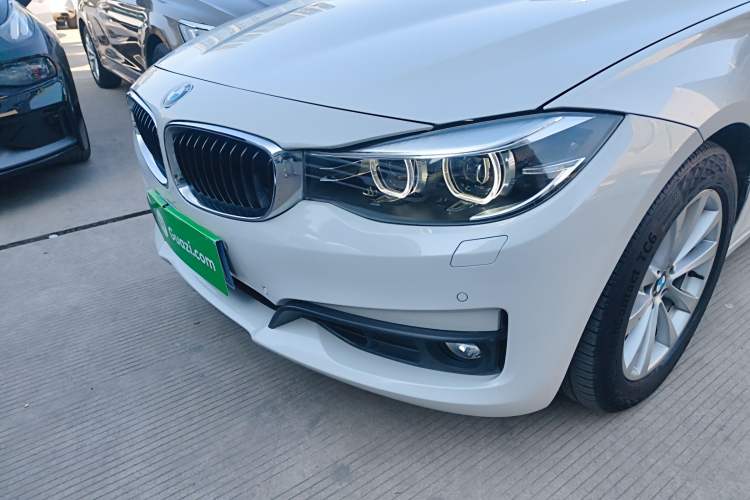 Used BMW 3 Series GT 2017 320i Sport Edition