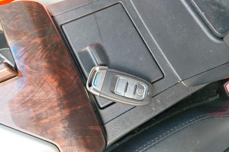 Used Toyota Camry 2015 2.0G Premier Edition
