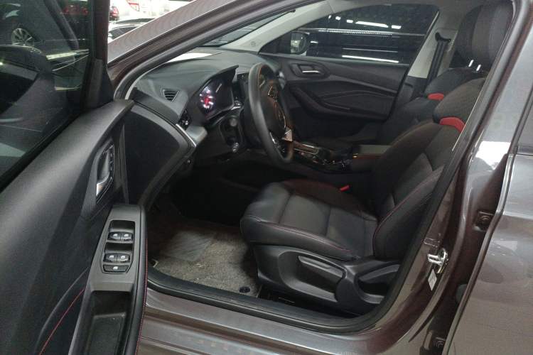 Used MG 5 2023 180 DVVT CVT Fashion Edition
