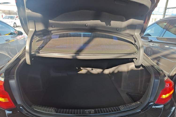 Used Buick LaCrosse 2016 28T Luxury Version