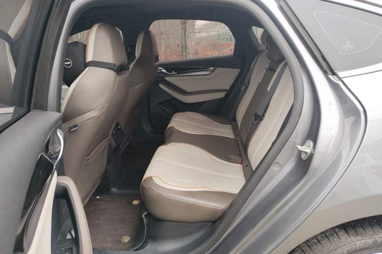 Used BYD Qin PLUS 2023 Champion Edition DM-i 120KM Leading Model
