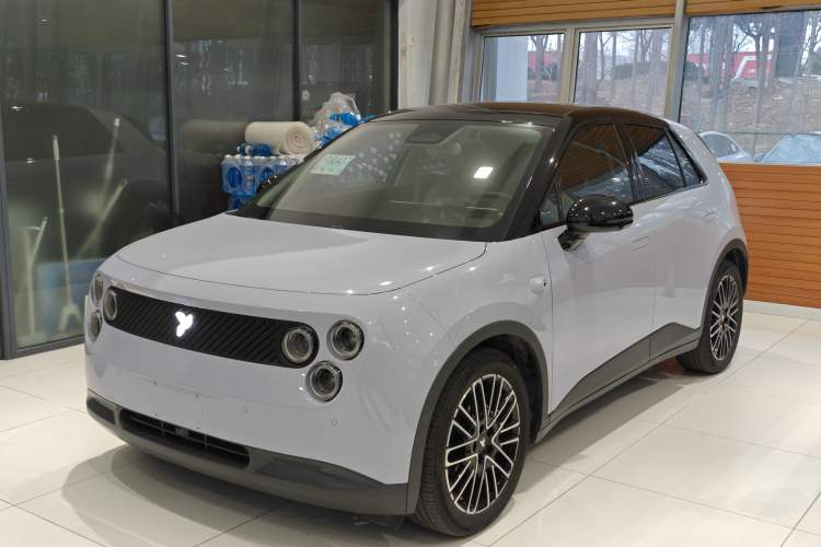 Used  firefly 2025 Illuminated Edition