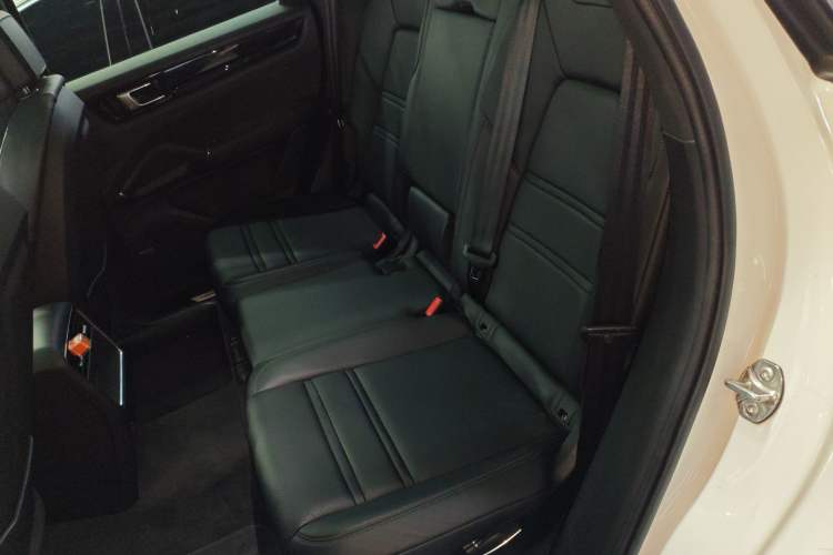 Used Porsche Cayenne 2021 Cayenne E-Hybrid 2.0T
