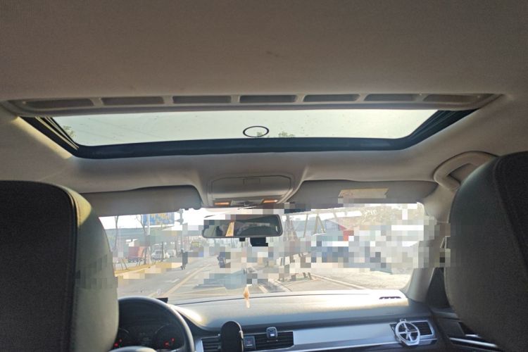 Used Volkswagen Bora 2016 1.6L manual Comfort trim level
