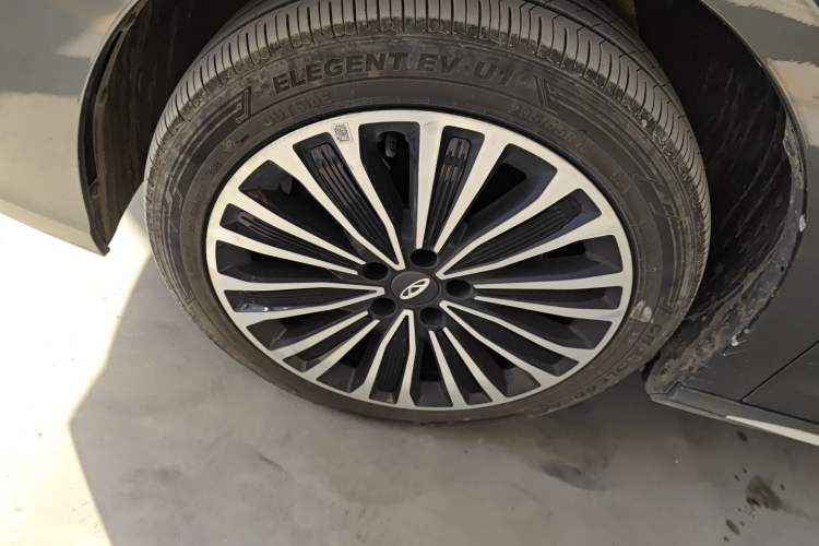 Used Chery Fengyun A8L 2025 1.5 TGDI 145 km Luxury Version
