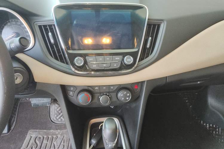 Used Chevrolet Monza 2022 320 Automatic Enjoyment Sunroof Version