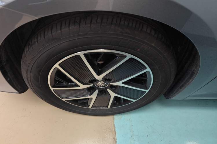 Used BYD Qin L 2024 DM-i 80KM Beyond Model
