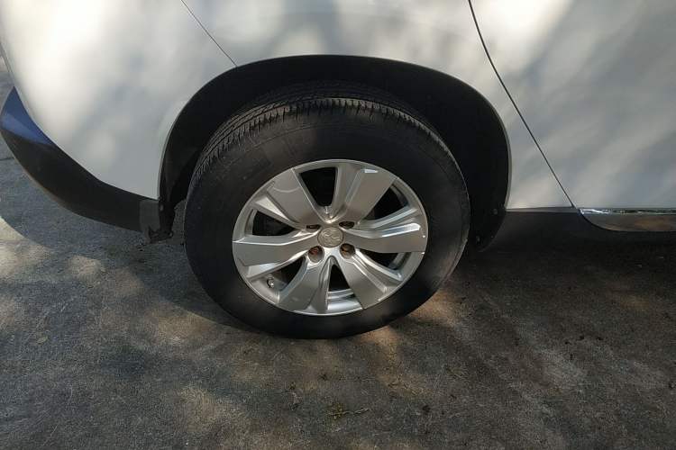 Used Peugeot 2008 2014 1.6L Automatic Fashion Edition