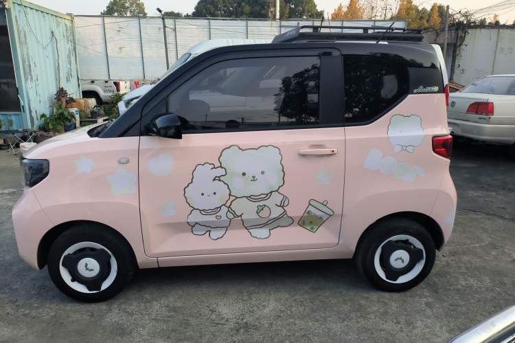 Used Wuling Hongguang MINIEV 2022 Macaron Premium Model – Lithium Ternary Battery