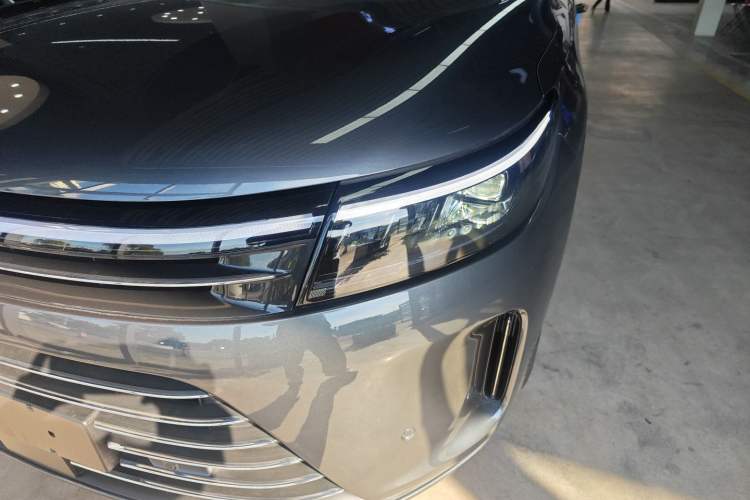 Used Hima AITO M7 2024 1.5T Rear-Drive Plus Version 5 Seats
