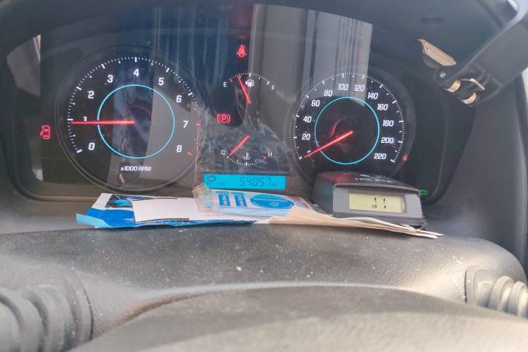 Used Chevrolet Captiva 2014 2.4L 4x4 Flagship Edition 7 Seats