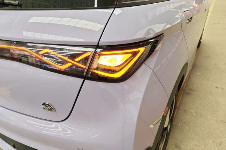 Used BYD Dolphin 2023 420 km Fashion Edition