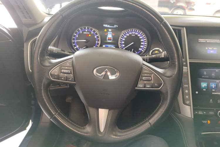 Used Infiniti Q50L 2016 2.0T Enjoyment Edition
