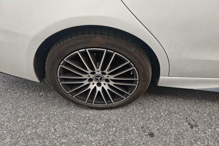 Used Mercedes-Benz C-Class 2023 Second Facelift C 260 L Sport Edition
