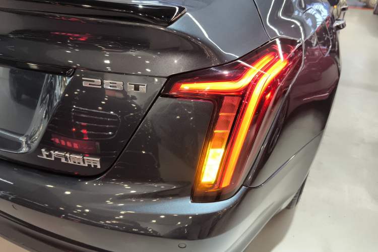 Used Cadillac CT5 2021 Revised 28T Luxury Version
