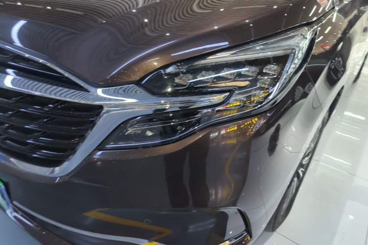 Used Buick GL8 2021 ES Land Cruiser 653T Flagship Model
