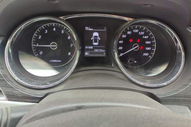 Used Baojun 730 2016 1.5L Manual Comfort Version 7 Seats China V Emission Standard
