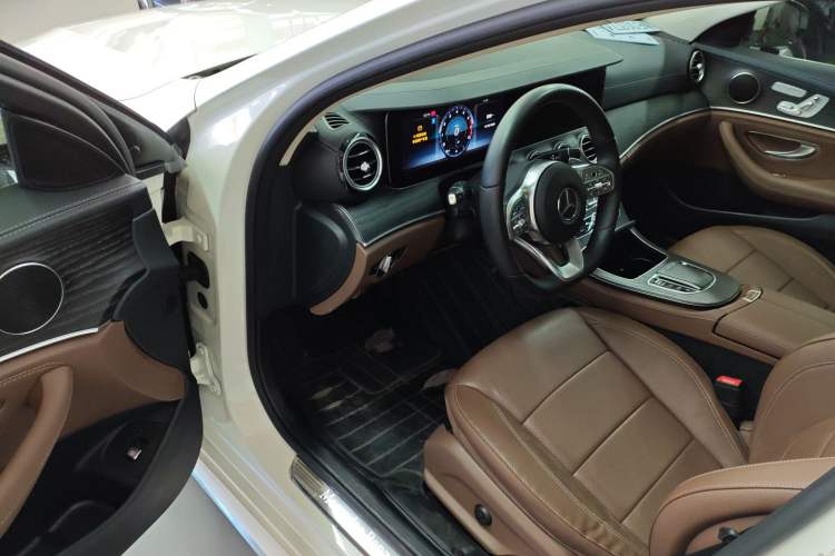 Used Mercedes-Benz E-Class 2019 Restyled E 300 L Sporty and Stylish Edition