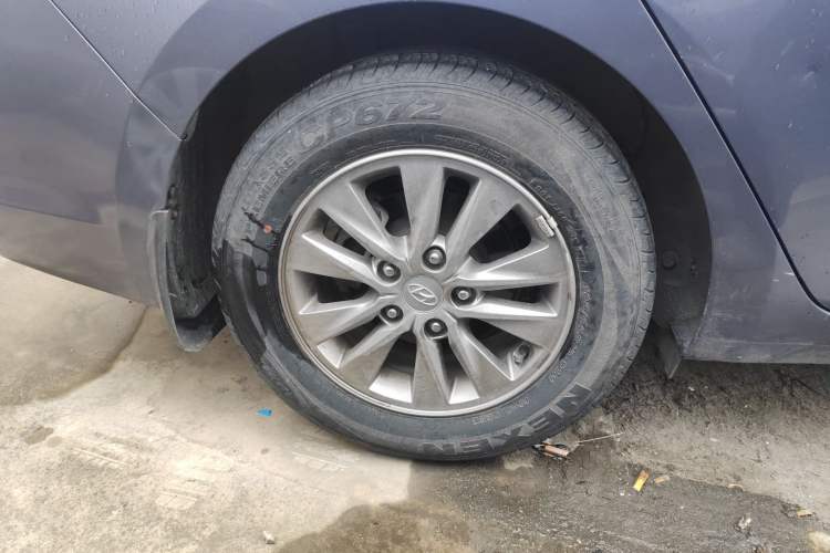 Used Hyundai Celesta 2017 1.6L Automatic Enjoyment Version GLS