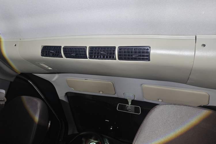 Used Chana Ruixing M60 2023 1.5L GDI Comfort-Class Passenger Vehicle 6/7 Seats
