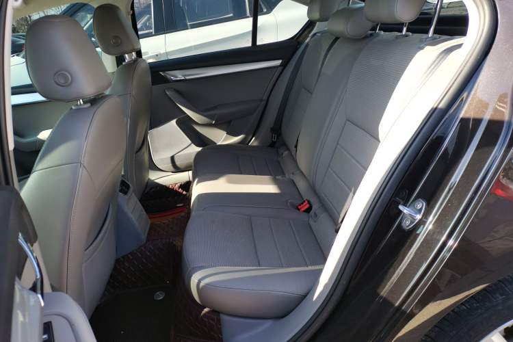 Used Skoda Octavia 2015 1.6L Automatic Yijie Edition