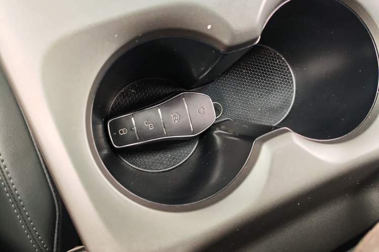 Used BYD Qin PLUS 2025 DM-i Smart Drive 55KM Leading Model
