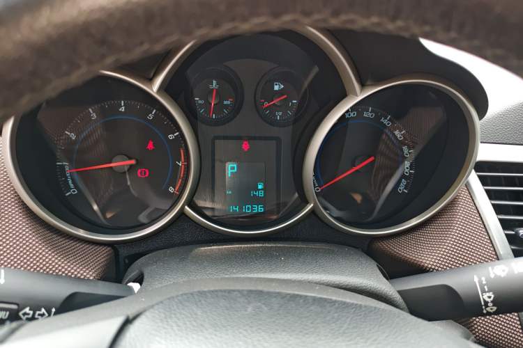 Used Chevrolet Cruze 2013 Hatchback 1.6L Automatic Luxury Model