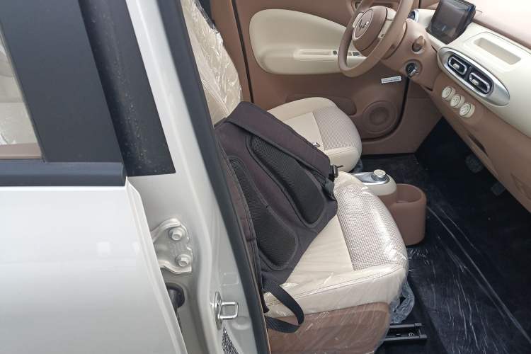 Used Wuling Hongguang MINIEV 2025 Four-Door Version Advanced Edition
