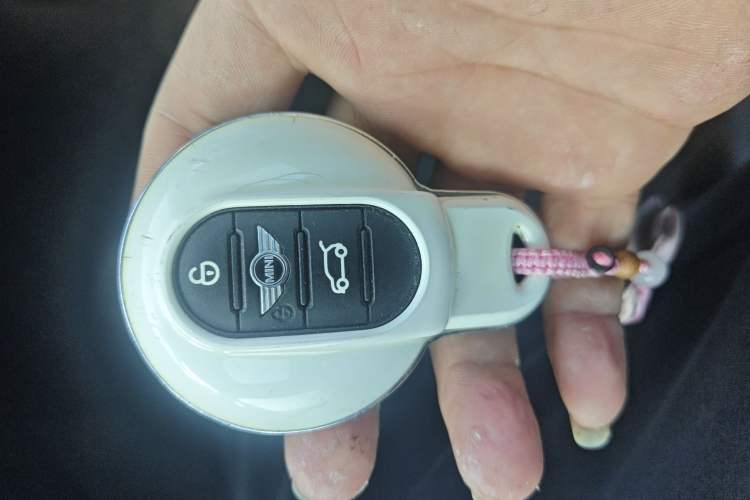 Used  MINI 2016 1.5T COOPER
