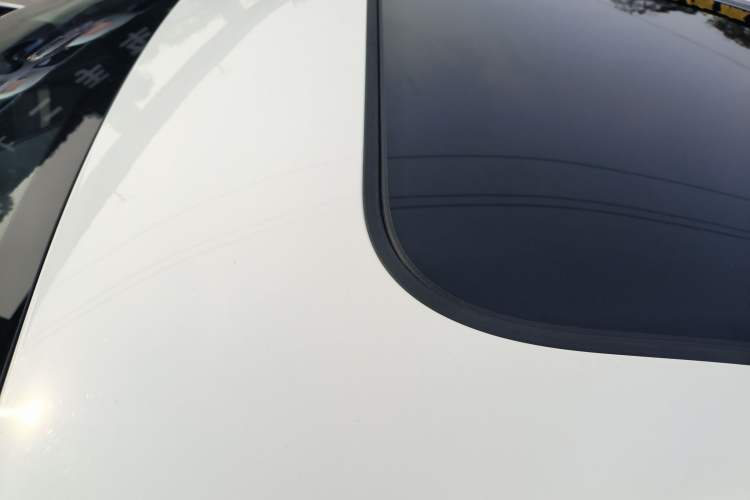 Used Volkswagen T-ROC 2020 280TSI DSG Two-Wheel-Drive Elite Version
