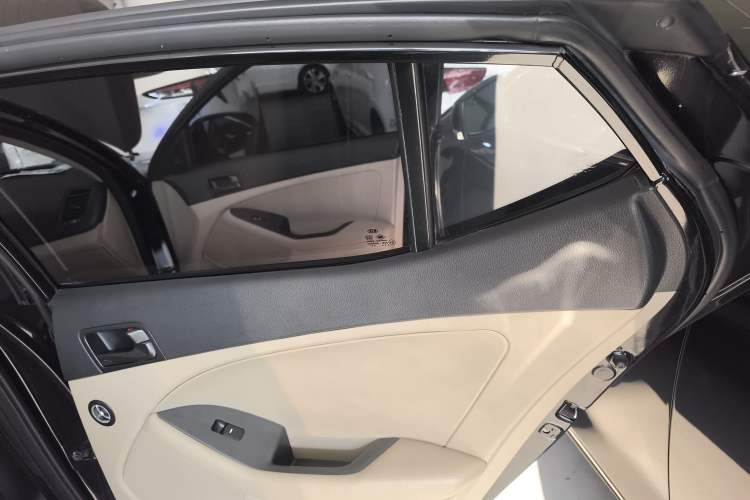 Used Kia K5 2015 2.0L Automatic GL