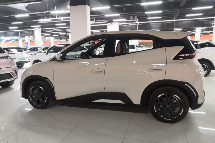 Used BYD Seagull 2025 305 km Free Version
