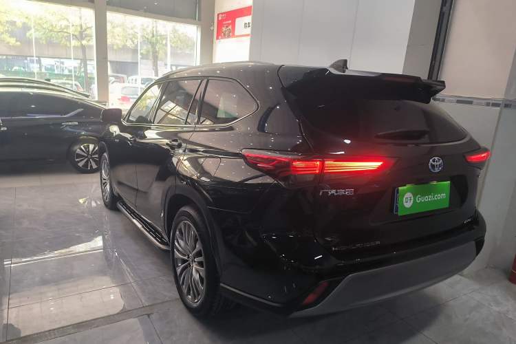 Used Toyota Highlander 2023 2.5L Smart Electric Hybrid Dual-Engine Four-Wheel Drive Prestige Version – 7 Seats
