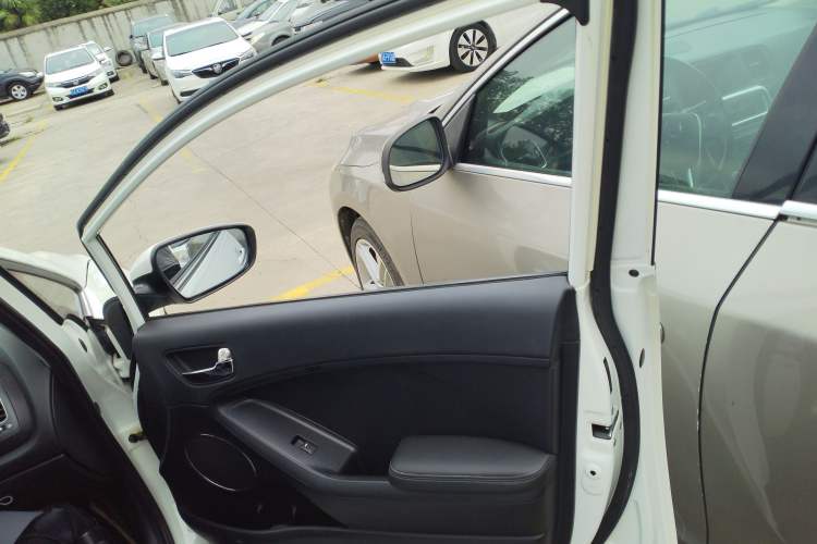 Used Kia K3 2016 1.6L Automatic DLX
