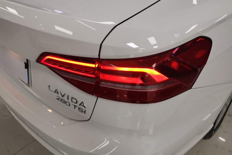 Used Volkswagen Lavida 2021 280TSI DSG Comfort Edition
