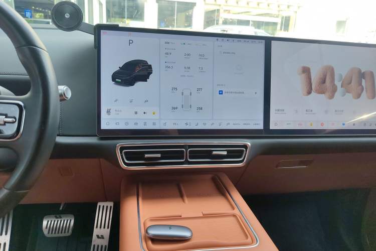 Used Li Auto L8 2023 Pro Model
