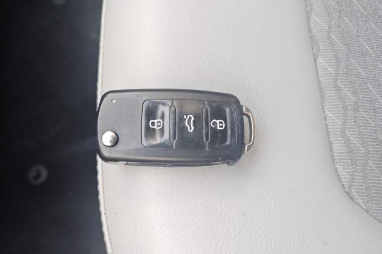 Used Skoda Rapid 2016 1.6L Automatic Chuanxing Edition
