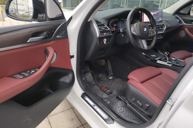 Used BMW X3 2023 Restyled xDrive30i Leading Edition M Night Sky Package
