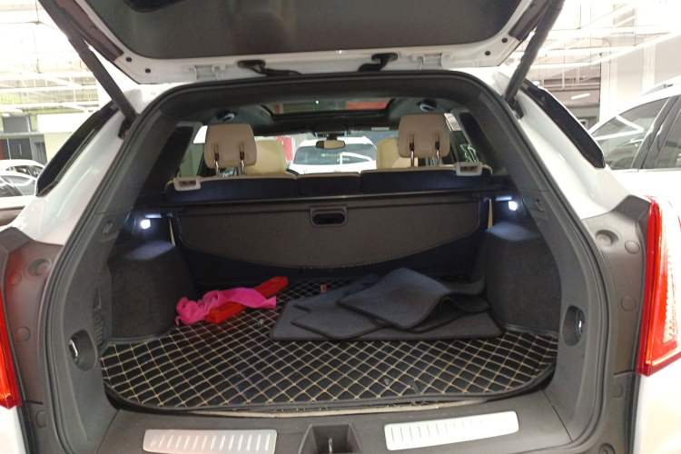 Used Cadillac XT5 2018 25T Luxury Model
