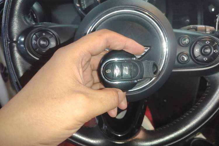 Used  MINI 2014 1.5T COOPER Fun
