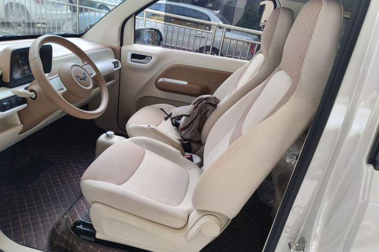 Used Wuling Hongguang MINIEV 2024 3rd Generation 215km Youth Edition