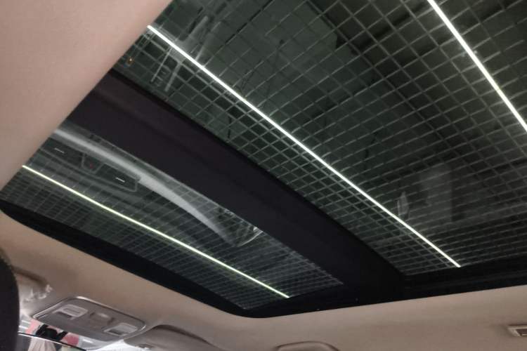 Used Geely Auto Emgrand X7 Sport 2018 1.8TD Automatic Two-Wheel Drive Smart Connect 4G Internet Edition