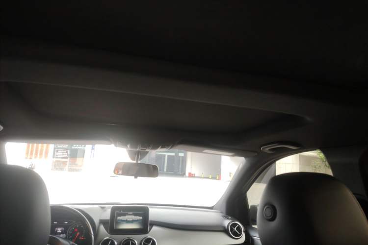 Used Mercedes-Benz B-Class 2015 B 200 Fashion Model