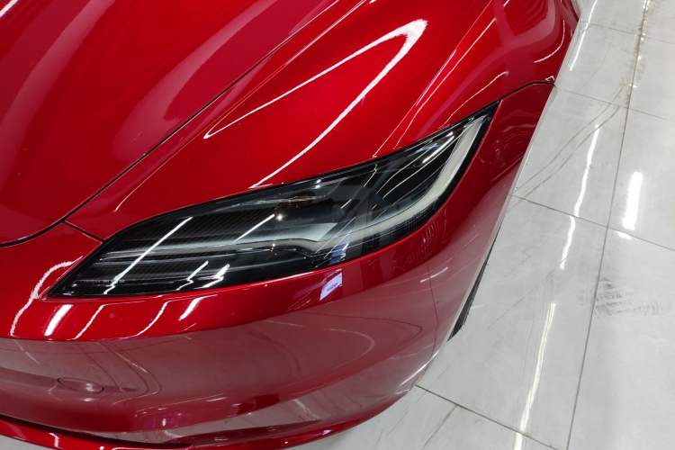 Used Tesla Model 3 2023 Long-Range All-Wheel-Drive Version
