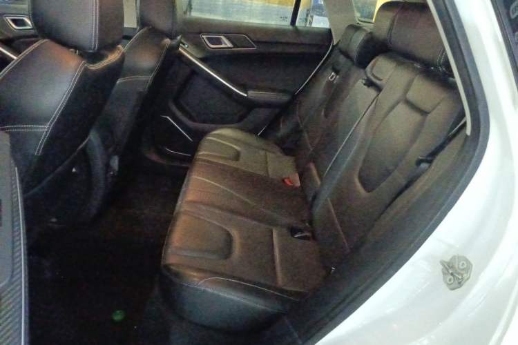 Used JMC Yusheng S330 2016 1.5L GTDi Automatic Two-Wheel Drive Prestige Edition
