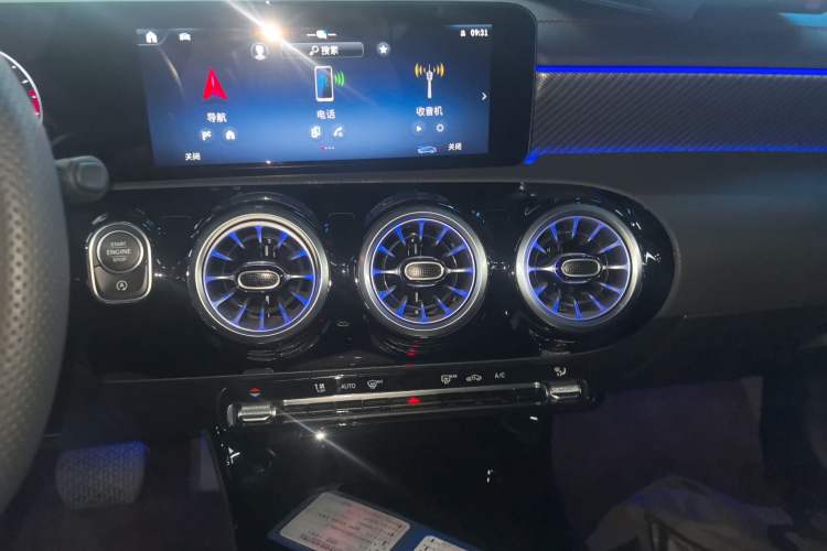 Used Mercedes-Benz A-Class 2024 Updated A 200 L Fashion Version
