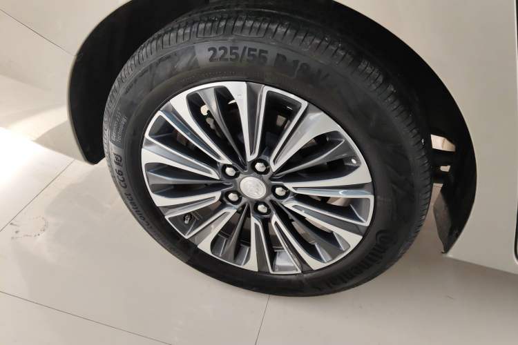 Used Buick GL8 2022 ES Landtrek 653T Flagship Model
