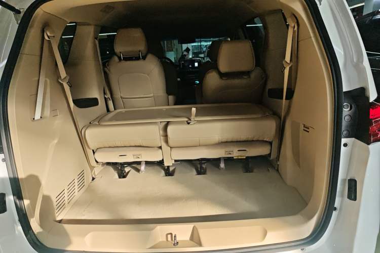 Used Buick GL8 2023 Land Executive Class 652T Luxury Model